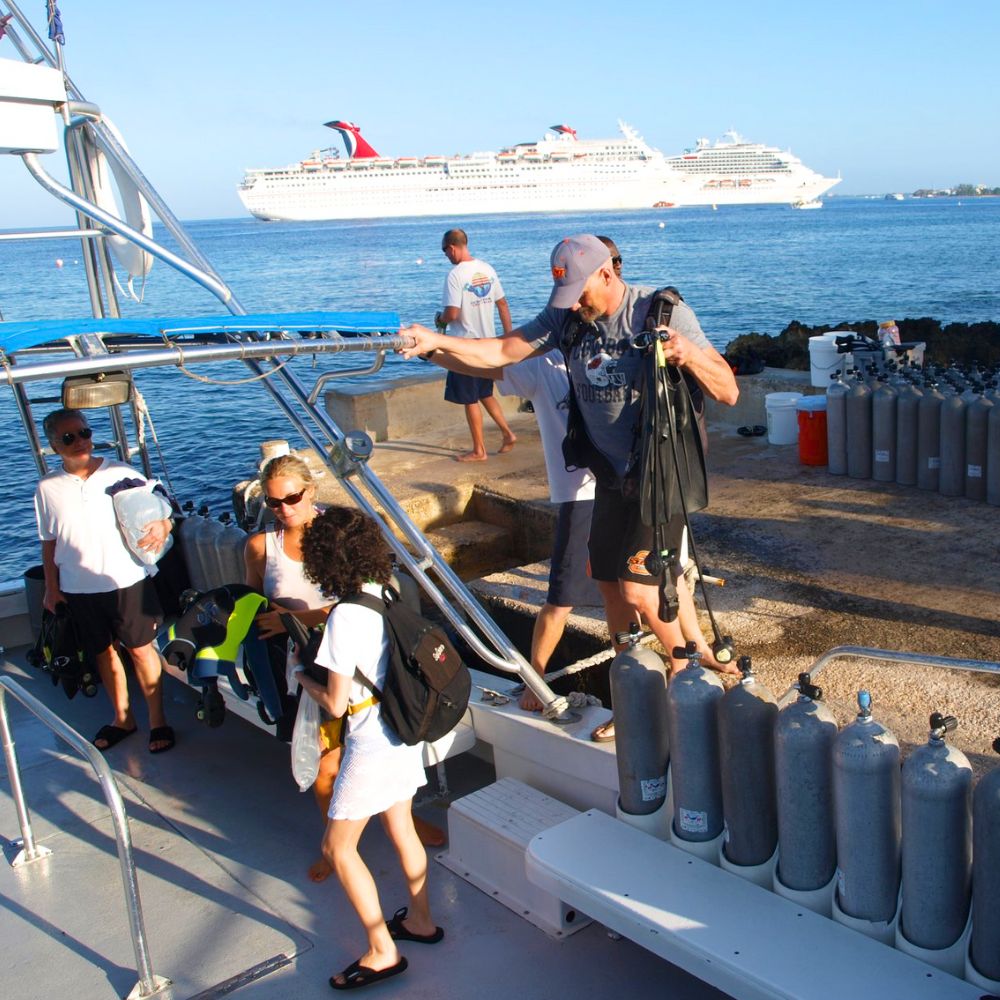 Boat Diving 3